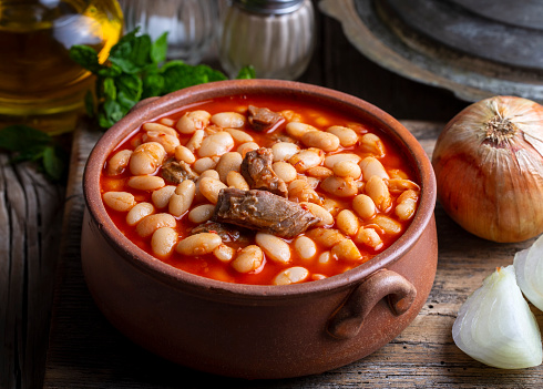 Turkish foods; dried bean, Beans with minced meat (kuru fasulye)