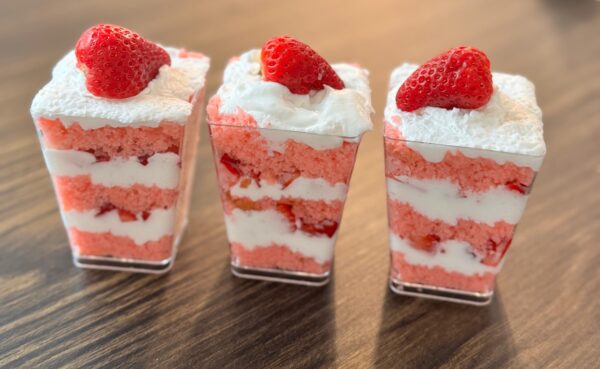 Strawberry Shortcake Cups (3 Cups)